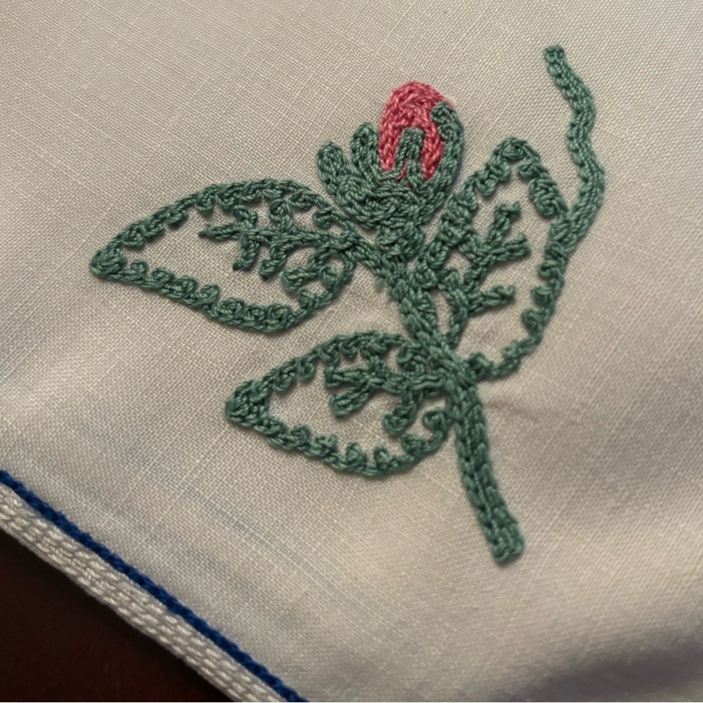 Set of 7 linen napkins 1960’s raspberry raspberries pink green embroidery